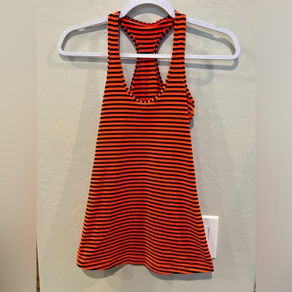Lululemon size 0 top